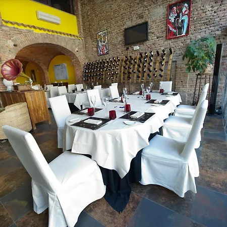 Hotel Cavallino Tortona