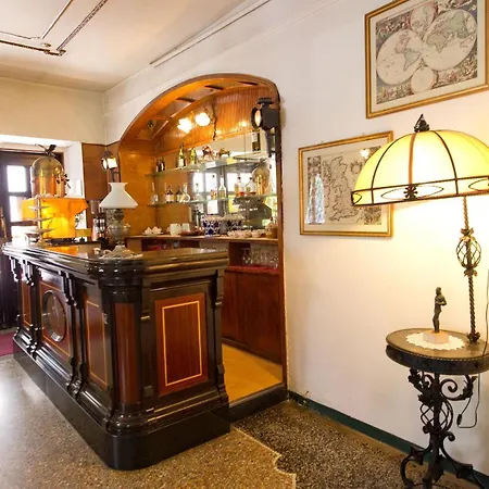 Hotell Cavallino 3*